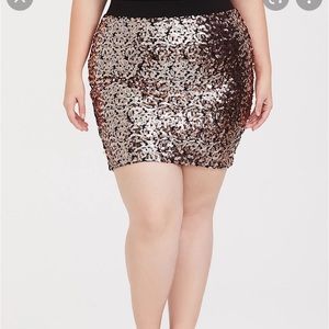 Torrid GOLD SEQUIN MINI SKIRT